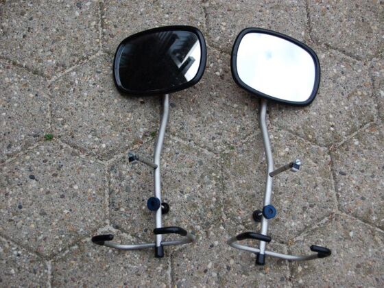 Wohnwagenspiegel von Oppi mit Spiegelköpfen von Hella-gewölbt